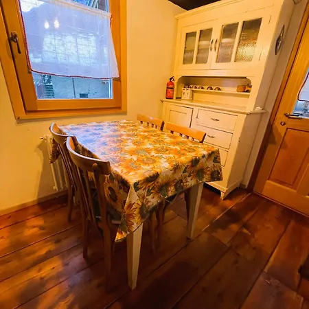 아파트 La Casetta Di Piera *